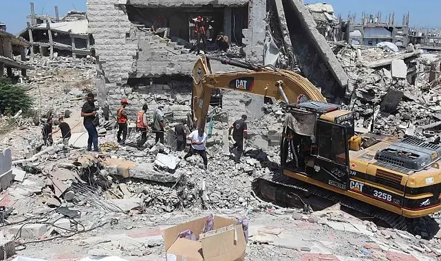 Gazze'de 147 binanın enkazında cenaze arama çalışmaları başlatıldı