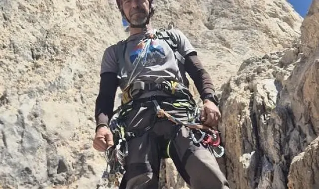 Hakkari'de kaybolan dağcının cansız bedenine ulaşıldı