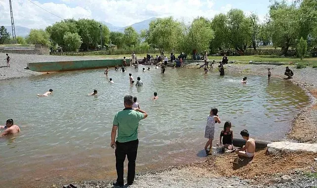 Ekşisu'da serinlik sezonu yoğun başladı