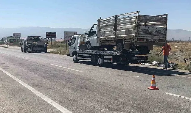 Ereğli'de kamyonetler çarpıştı: 2 yaralı