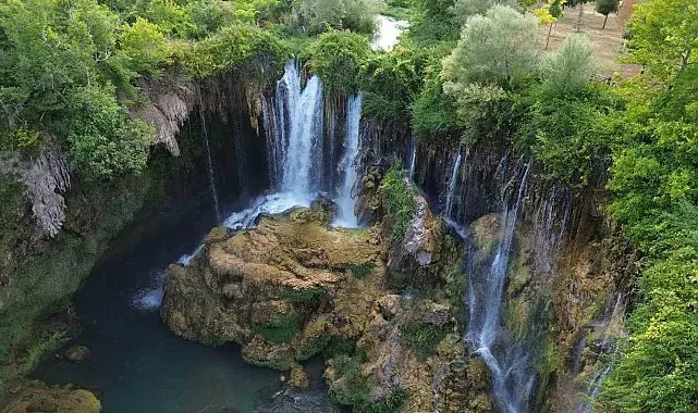 Yerköprü Şelalesi ziyaretçilerin uğrak noktası oldu