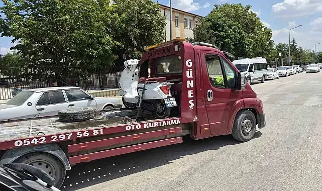 Eskişehir'de hatalı U dönüşü kazaya sebep oldu: 1 yaralı