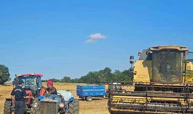 Tarla yangınlarına karşı biçerdöver operatörleri bilgilendirildi