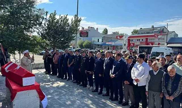 Kıbrıs Gazisi Yasin Soğukbulak Arpaçay'da askeri törenle son yolculuğuna uğurlandı