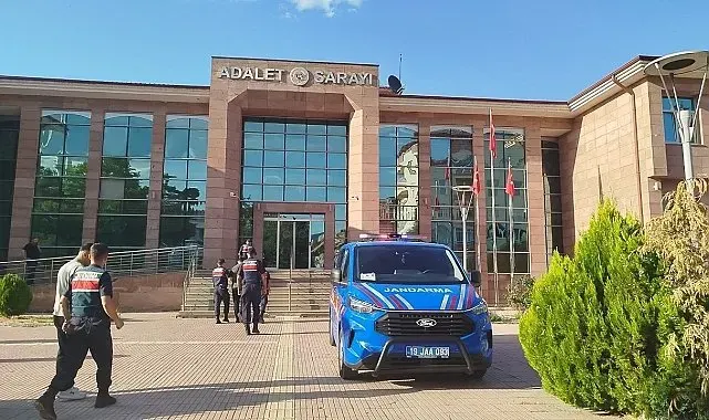 Çorum'da uyuşturucu tacirlerine jandarmadan operasyon: 1 tutuklama