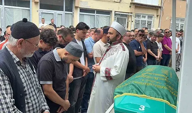 Alanya'daki otel yangınında ölen stajyer öğrenci Kütahya'da son yolculuğuna uğurlandı