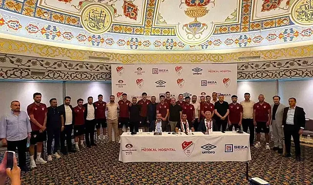 Elazığspor'da imza töreni düzenlendi