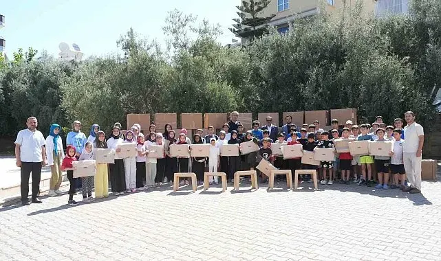 Alanya Belediyesi'nden Kur'an kurslarına 800 rahle desteği