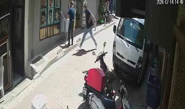 Tıraşını beğenmedi günler sonra berberini bıçakladı, o anlar kamerada