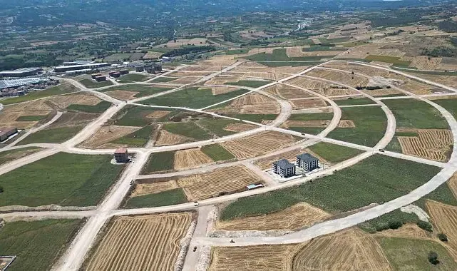 Büyükşehir'den İnegöl'e 18 kilometre uzunluğunda yeni yol