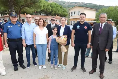 Nazilli Kaymakamı Huriye Küpeli Kan Kırsal Mahalledeki Okulları Ziyaret Etti