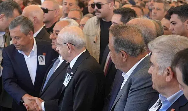 Eski CHP Genel Başkanı Deniz Baykal'ın eşi Olcay Baykal, toprağa verildi