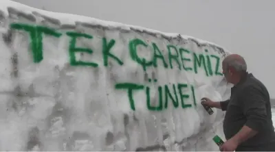 Macahel'in Tünel Hayali Gerçek Oluyor: 4 Metrelik Kar Çilesi Tarihe Karışıyor