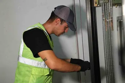 Adana'da Asansör Denetimlerinde Şok Oran: Yüzde 90'ı Kırmızı Alarm Verdi
