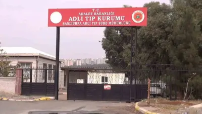Şanlıurfa'da Feci Tır Kazası: Lastiği Patlayan Araç Arkadan Çarptı, 1 Sürücü Yaşamını Yitirdi