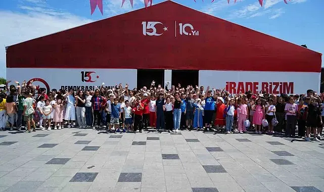 Samsun'da 15 Temmuz çadırına yoğun ilgi