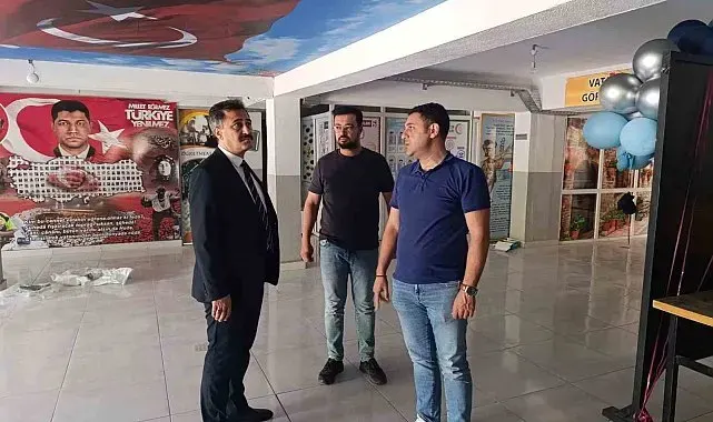 Bolvadin'deki okullarda bakım ve onarım çalışmaları sürüyor