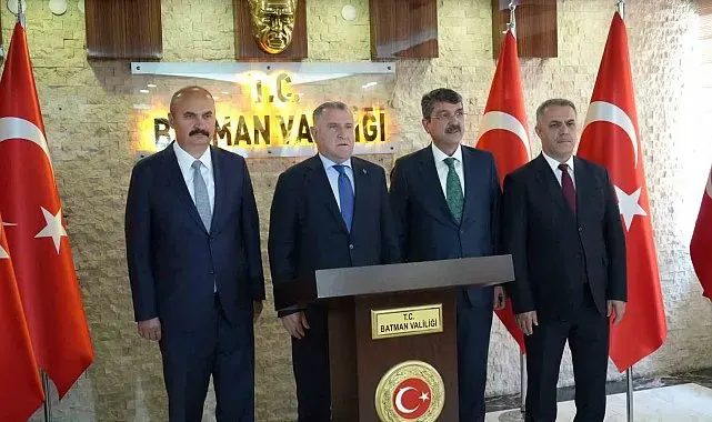 Gençlik ve Spor Bakanı Osman Aşkın Bak Batman'da
