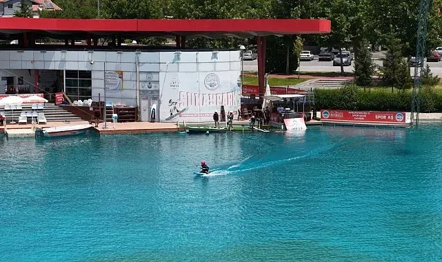 Yaz Spor Okulları'nda 10 bin 500 çocuk sporla buluştu