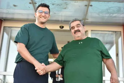 Erzurum Basketbolunda Tarihi Nöbet Değişimi: 15 Yıllık Başkanlık Ömer Uslu'ya Devredildi