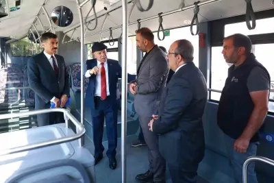 Erzurum Büyükşehir Belediye Başkanı Mehmet Sekmen Halk Otobüsü Şoförleriyle Buluştu