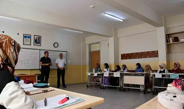 Dörtyol'da yaz kuran kurslarına çocuklardan ilgi