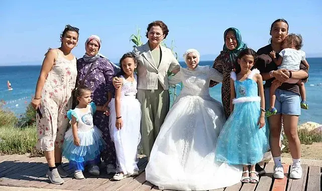 Başkan Gençay: "Bir tebessüme vesile olabilmek en büyük mutluluk"