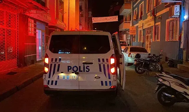 Nazilli'de bıçaklı kavga, kolundan yaralanan genç hastaneye kaldırıldı