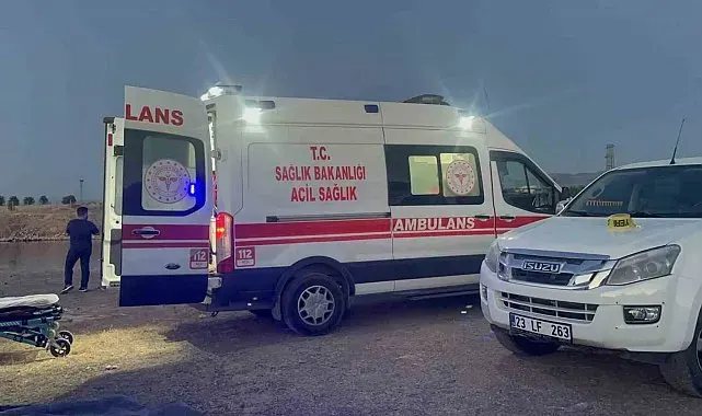 Elazığ'da babasıyla baraj gölüne giren genç boğuldu