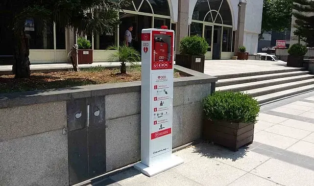 Mersin'in 4 noktasına hayat kurtaran OED cihazı yerleştirildi