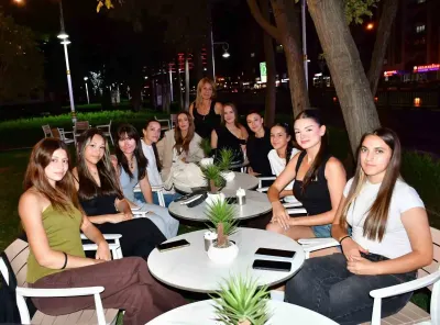 Yunusemre Belediyespor Kadın Voleybol Takımı Yeni Sezonda Üst Sıraları Hedefliyor