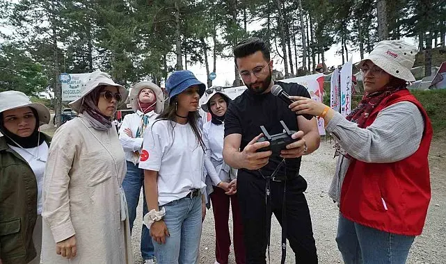 Pusula Maraş Kampı'nda gençler yeni medya ve fotoğrafçılığı öğrendi