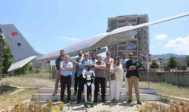 Başkan Sandıkçı: "Bilim ve teknolojiye hakim nesiller yetiştiriyoruz"