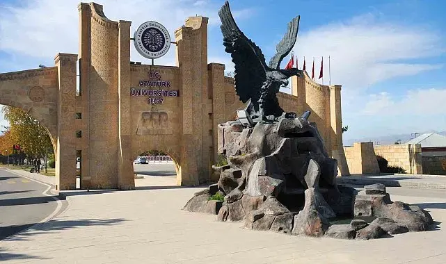 Atatürk Üniversitesi, bilimsel etkide Türkiye'nin zirvesinde