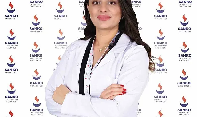 Diyetisyen Zelal Ürek: "Sağlıklı beslenmenin ilk adımı, ne yediğimizi değil, neden yediğimizi de anlamaktır"