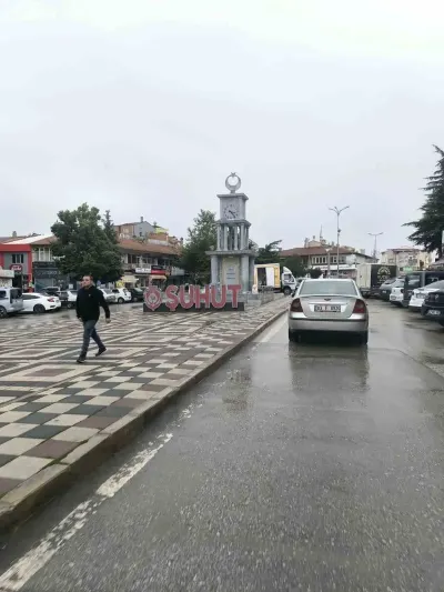 Şuhut’ta Yağışlı Hava Etkili Oldu: Sıcaklıklar Düştü