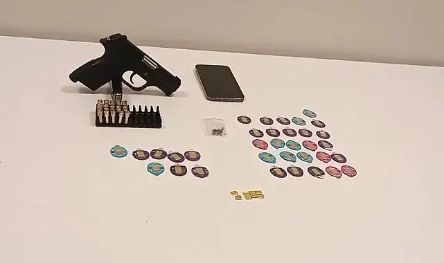 Küçükçekmece'de bir kuyumcuya sahte altın satan şahıslar yakalandı