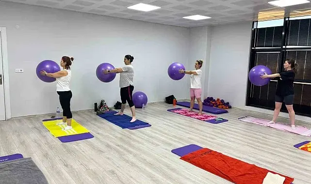 Turgutlu'da kadınlar spora ritmiyle güç katıyor