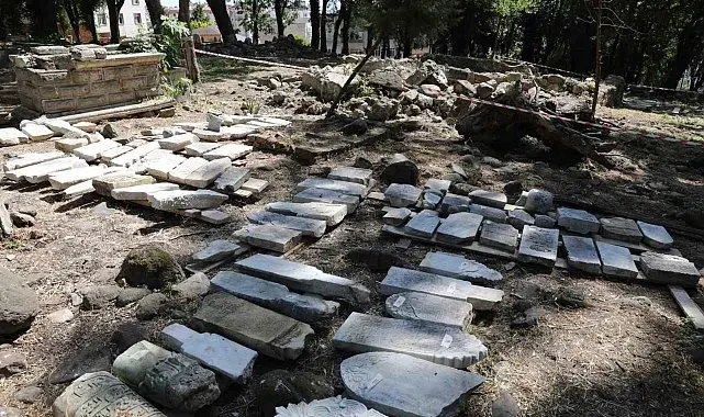 Seyyid Kutbiddin Mezarlığı restore ediliyor