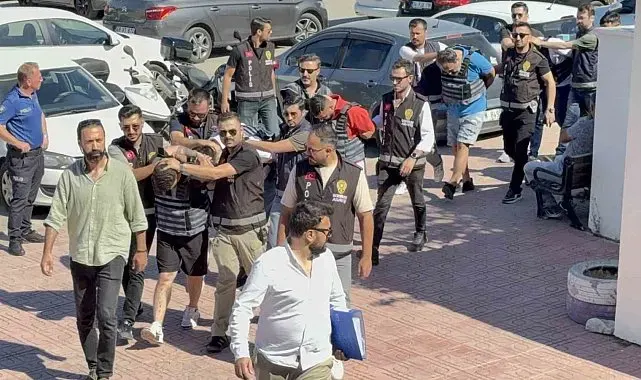 Bitez'deki cinayet soruşturmasında 7 şüpheli adliyeye sevk edildi