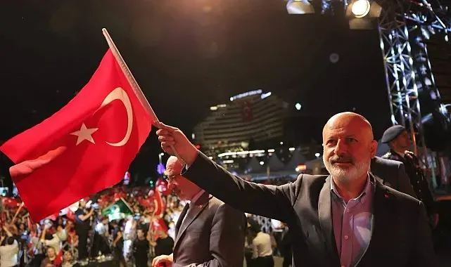 Başkan Çolakbayrakdar: "15 Temmuz ruhu, milletimizin iradesinin en güçlü nişanesidir"