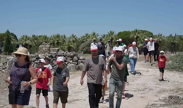 Satranç ustaları Pamukkale ve Hierapolis'e hayran kaldı