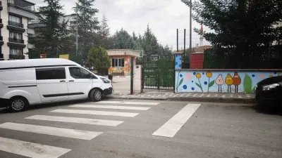 Ankara Etimesgut'ta Şok: Boşanma Aşamasındaki Kadın Okul Bahçesinde Bıçaklandı
