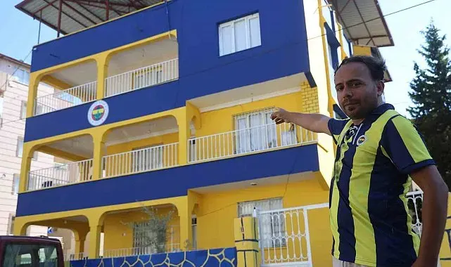 Fanatik ailenin sarı laciverte boyatıp, amblem koydurduğu 'Fenerbahçeli ev' simge haline geldi