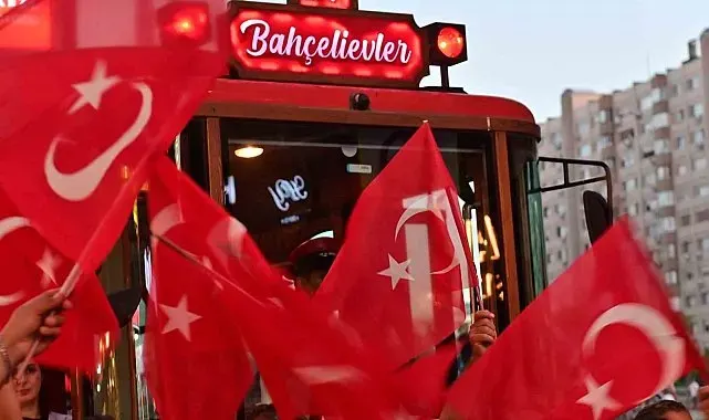 Bahçelievler'de 15 Temmuz şehitleri yürüyüşle anıldı