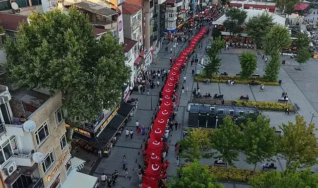 Pendik, 15 Temmuz'un 10. yılında şehitler ve gaziler için tek yürek oldu