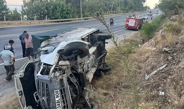 Kamyonet devrildi sürücü yaralı kurtuldu