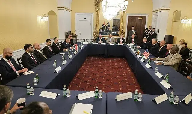 Irak Başbakanı Zeydi, ABD Kongresi Temsilciler Meclisi Dış İlişkiler Komitesi Başkanı ile bir araya geldi