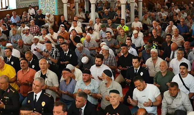 15 Temmuz şehitleri Düzce'de dualarla anıldı