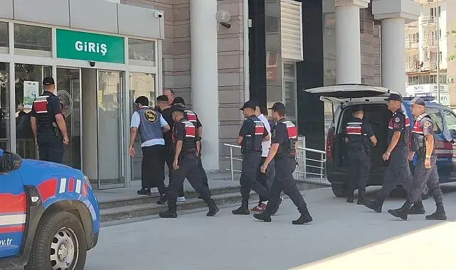 Kuşadası'nda suç makineleri yakalandı